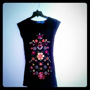 Blue plate embroidered boutique dress